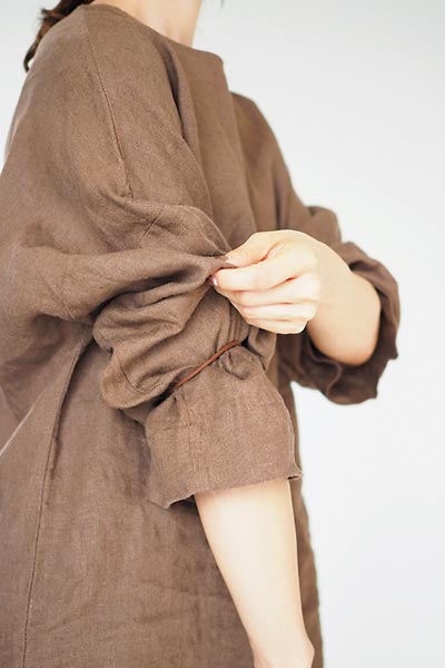 低身長コーデ|田中亜希子が伝授!大きめトップスを4通りに着こなすお得な裏ワザ